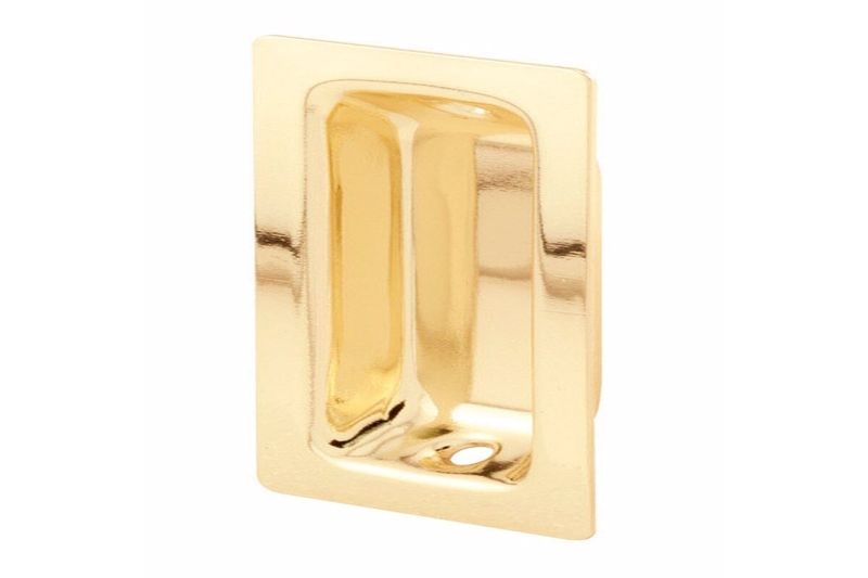 Haladera embutir botón para closet 2 piezas Prime Line de 2-5/8 pulgadas dorado barra, vista frontal en ángulo