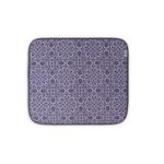Alfombra de microfibra para escurrir platos lavanda/gris Sttelli, vista superior con diseño ornamental y borde gris
