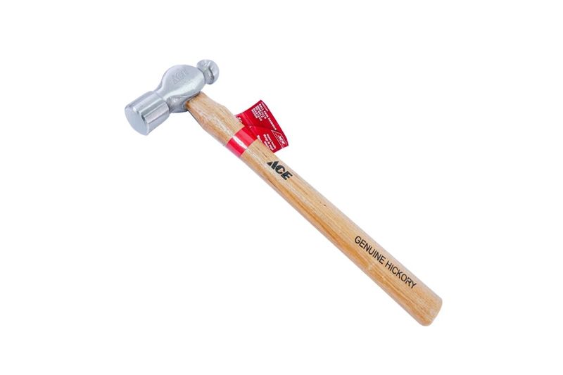 Martillo de bola mango madera 16 onzas Ace, vista lateral completa con cabeza de acero y mango de madera clara
