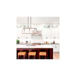 Lámpara de techo chocolate 3L E27 60W Sinsa, instalada sobre una isla de cocina blanca con taburetes de mimbre