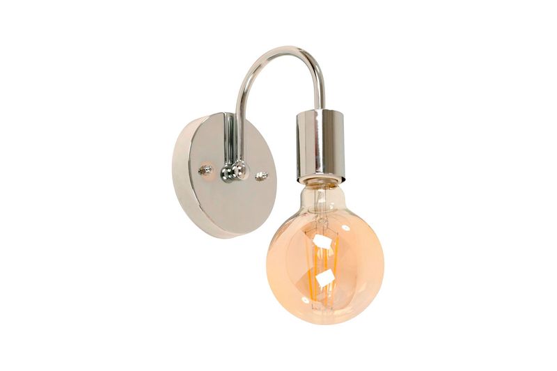 Lámpara de pared cromada 1 luz E27 60 W Designers Lighting, primer plano con bombilla de filamento encendida