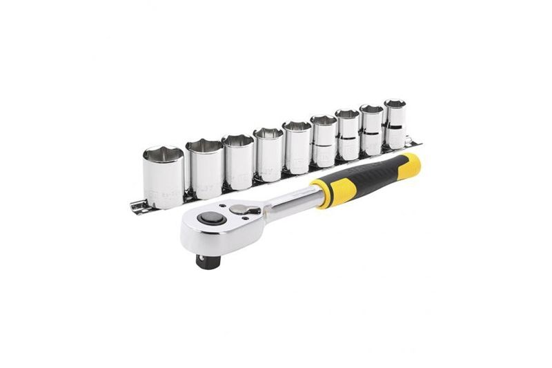 Juego de copas 1/2" + rachet 1/2" 11 piezas Stanley, vista superior del rachet con mango amarillo y copas organizadas