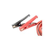 Cable de remolque para auto 200 A calibre 8 Sinsa, primer plano de las pinzas rojas y negras con terminales doradas