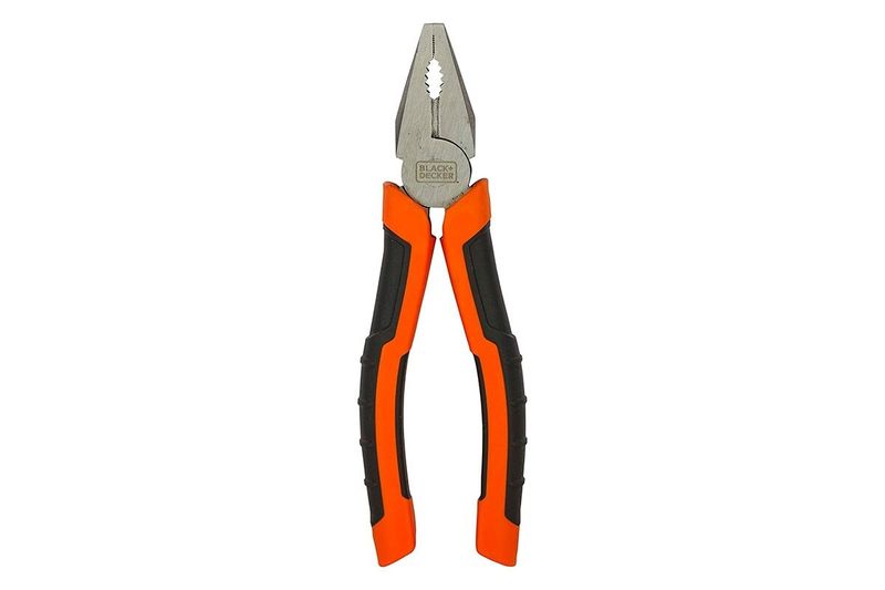 Alicate profesional Black + Decker de 7 pulgadas, vista frontal con mangos ergonómicos en color naranja y negro