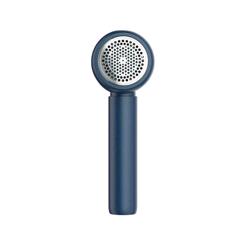 Removedor de pelusas recargable Black+Decker, vista frontal del dispositivo en color azul marino con rejilla metálica