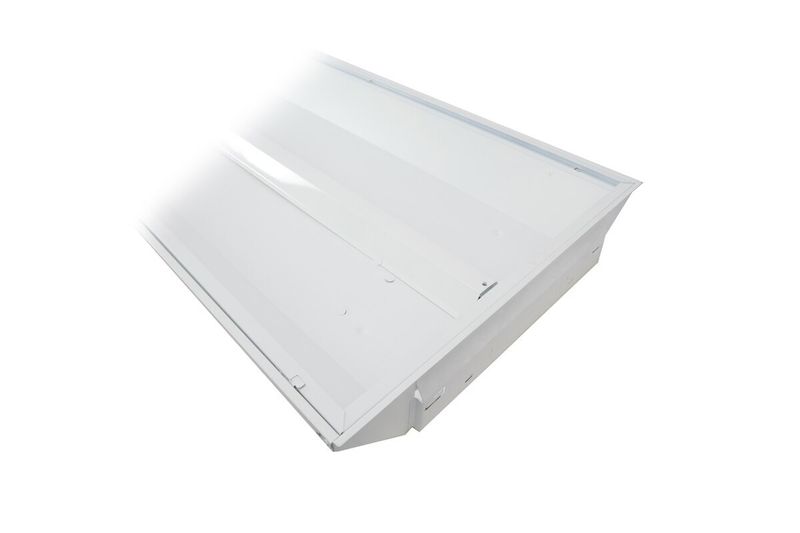 Luminaria para tubo LED troffer GLS de 2x4, 4T y 48W, vista en ángulo desde la parte superior mostrando el chasis blanco