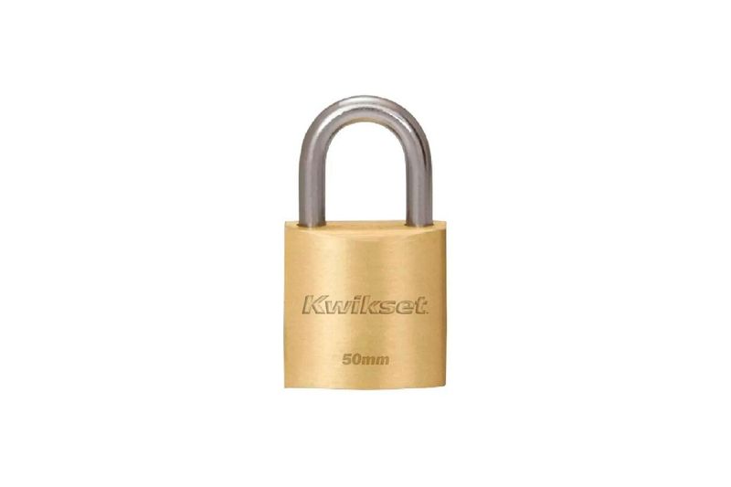 Candado bronce 50 mm cuello estándar Kwikset, vista frontal del cuerpo con logo y medida grabados