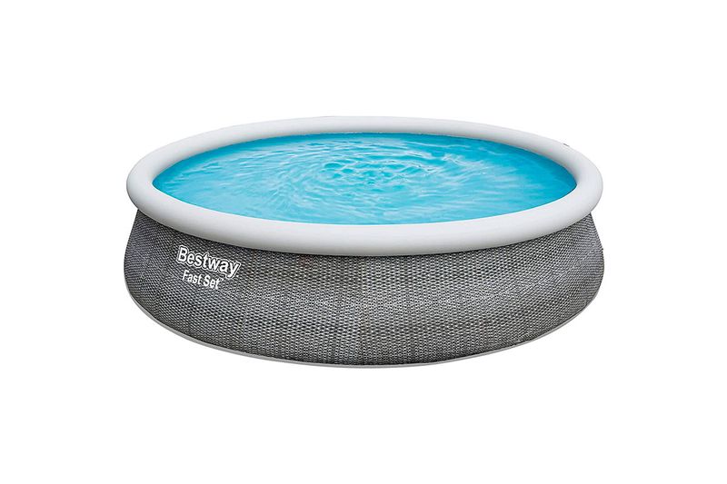 Set piscina redonda Fast Set gris 4.57 m diam. x 1.07 m alto Bestway, vista frontal inflada y llena de agua