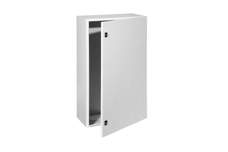 Gabinete metálico Himel IP 66 Schneider Electric de 1000 x 600 x 300 mm con fondo falso, vista abierta de frente