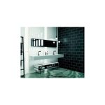 Azulejo 15x30 Mónaco blanco brillo Estudio Cerámico, ambiente de baño con azulejos blancos y negros en las paredes