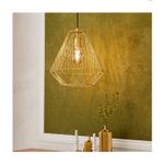 Lámpara colgante SType 1L E27 IP20 dorado Eglo, encendida en ambiente decorado con pared verde y accesorios dorados