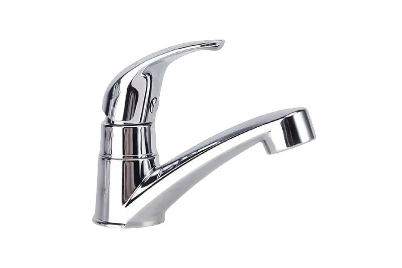 Llave lavamano sencilla palanca cromo Sinsa, vista lateral del grifo con acabado brillante