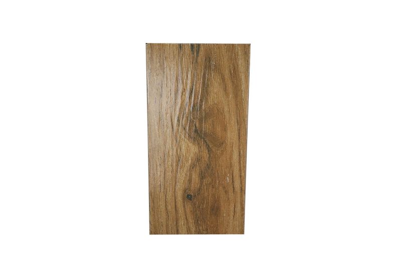 Baldosa 20 x 60 madera olivo brillante Hispacensa, vista frontal de una sola pieza con vetas naturales de madera