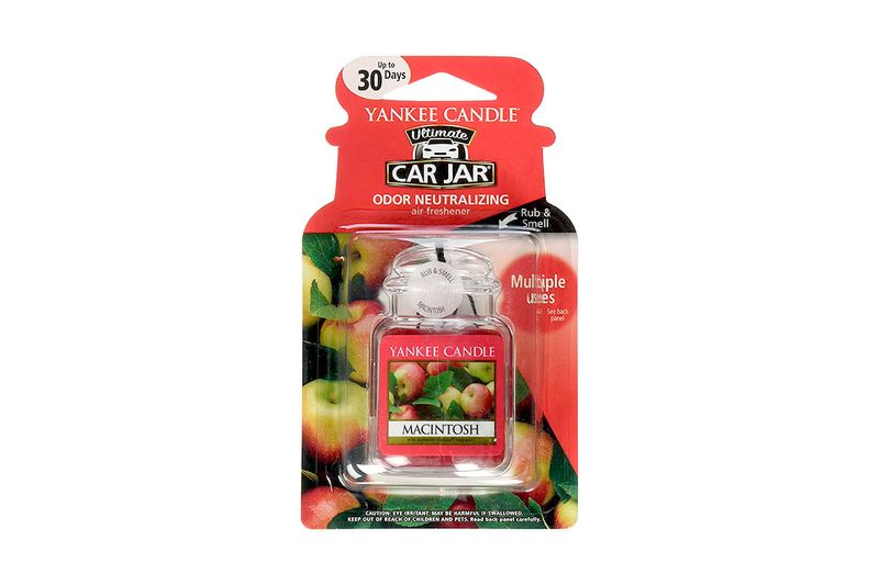 Ambientador para auto aroma cereza Yankee Candle, empaque frontal con ilustración de manzanas y nombre Macintosh