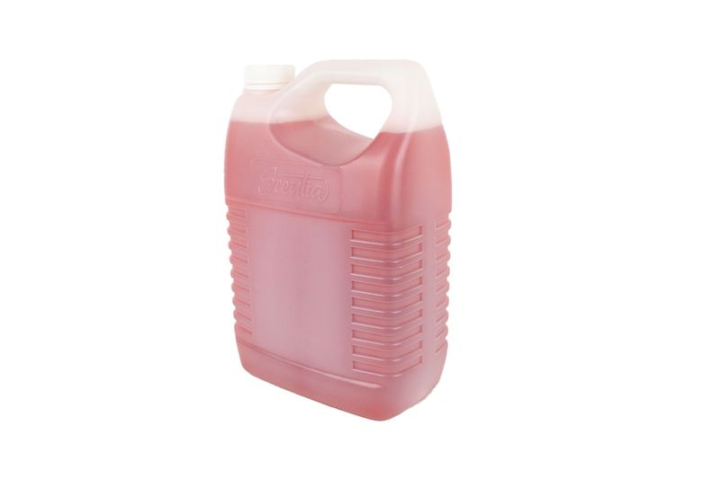 Desinfectante y aromatizante multipropósito cherry canela de 1 galón Scentia, envase plástico rosa con asa blanca