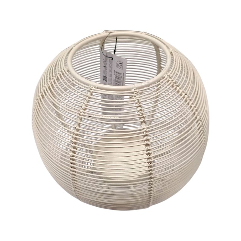 Linterna decorativa surt color mediano Koopman, vista cenital de la estructura esférica de fibras blancas con etiqueta
