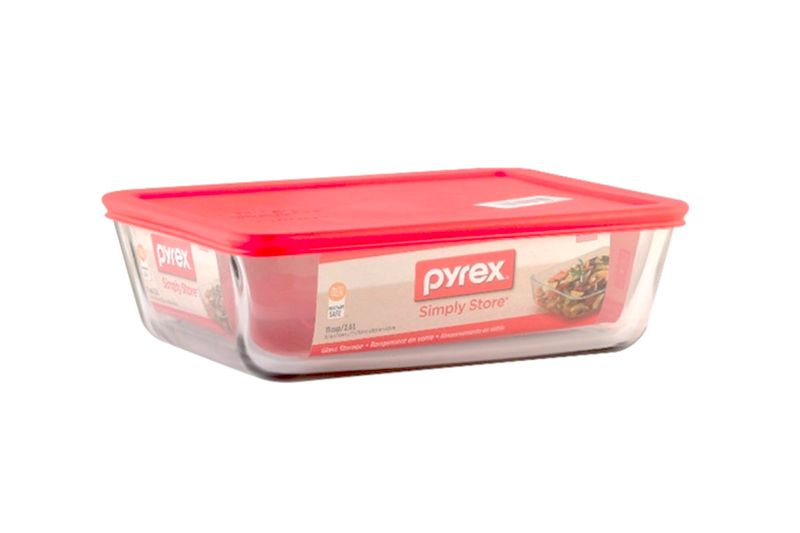 Contenedor hermético vidrio rectangular tapa 11 tazas Pyrex, vista frontal con tapa roja y etiqueta en el envase