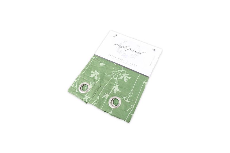Cortina de sala blackout green de 55 x 90 pulgadas CHD Home, doblada en su empaque blanco con ojales metálicos visibles