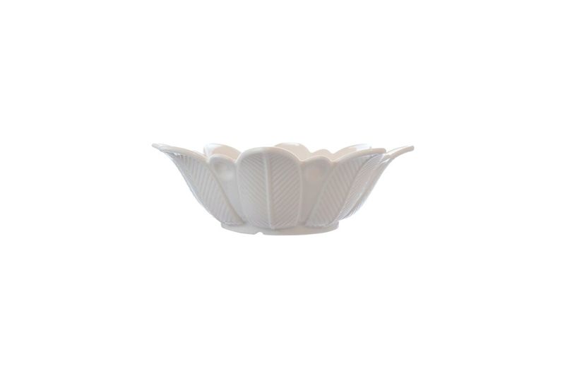 Bowl porcelana blanca borde floral 30.5 x 9.5 cm Concepts, vista frontal resaltando el relieve de pétalos en el exterior