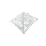 Cojín decorativo 45x45 cm azul estampado diamantes blanco Concepts, vista cenital del diseño geométrico cuadrado