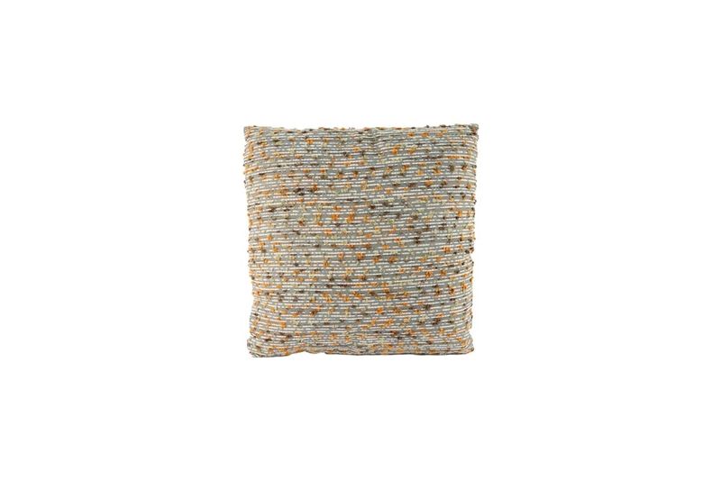 Cojín decorativo 45x45 cm café relieves multicolor Concepts, vista frontal detallando la textura rugosa del tejido