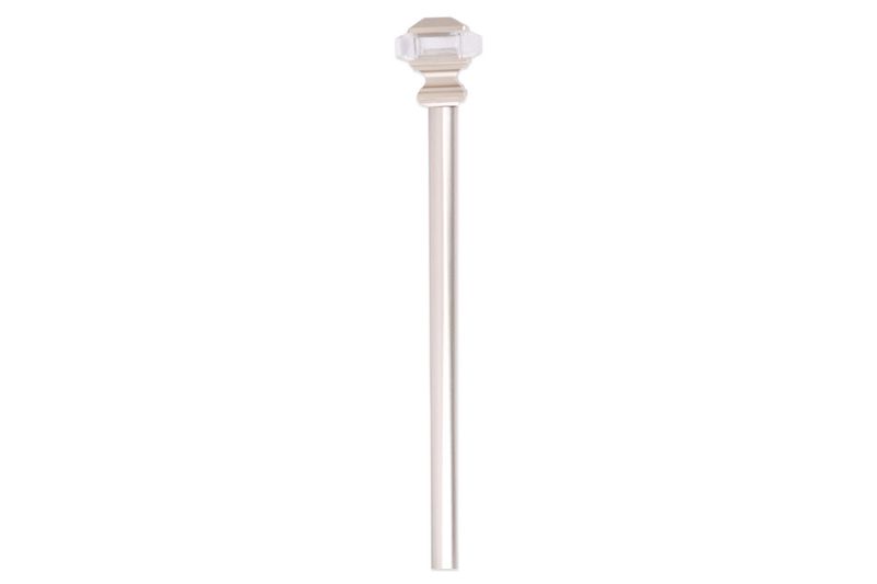 Cortinero 48x86 1 pulgada Linser Rods silver CHD Home, primer plano del terminal decorativo y parte del tubo