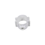 Silleta abrazadera PVC lisa 3" x 3/4" Durman, vista frontal enfocando la salida inferior y orificios de montaje