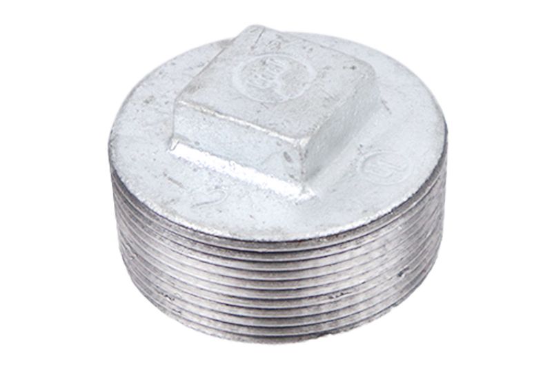 Tapón macho galvanizado cédula 20 de 2 pulgadas Facenil, vista superior en ángulo que muestra la cabeza cuadrada y roscas