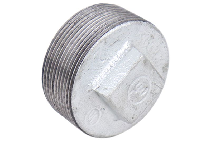 Tapón macho galvanizado cédula 20 de 2 pulgadas Facenil, primer plano del cabezal cuadrado y rosca lateral
