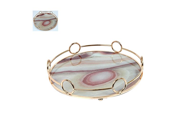 Bandeja decorativa borde circular 30 x 6.5 cm Concepts, vista en ángulo corto con base de mármol y borde dorado