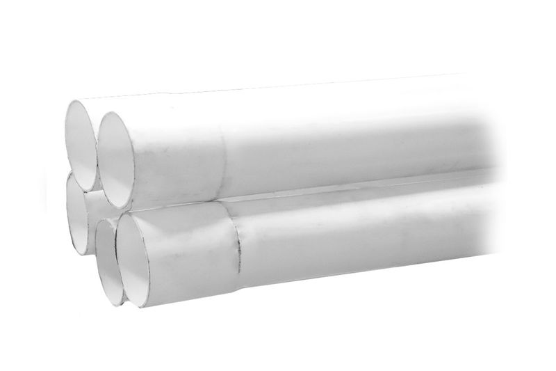 Tubo PVC agua potable 6 mts SDR 32.5 3 pulgadas 125 psi Durman, conjunto de tubos blancos apilados en perspectiva