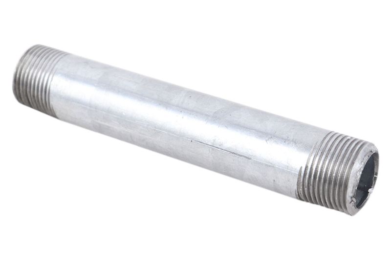 Niple galvanizado rosca ced 20 3/4" x 8" Facenil, vista lateral completa con roscas en ambos extremos