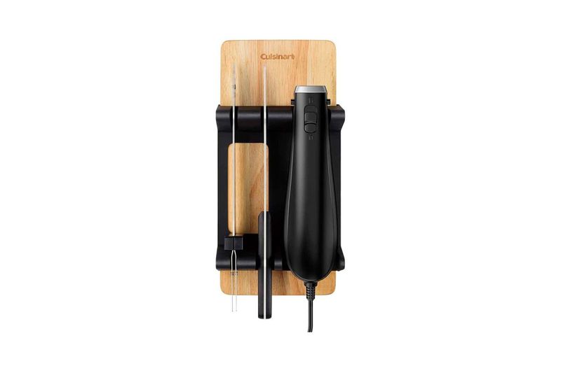 Juego de cuchillo eléctrico con tabla para cortar Cuisinart, vista cenital del equipo negro sobre su tabla de madera