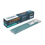 Soldadura 6013 3/32 pulgadas Truper de bolsa 1 kg y 2.2 lbs, electrodos en empaque plástico junto a su caja naranja