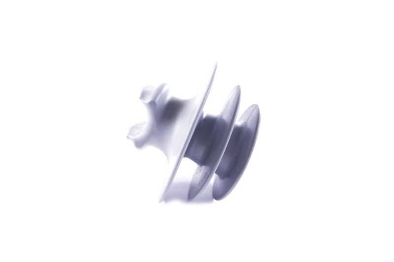 100647282-2