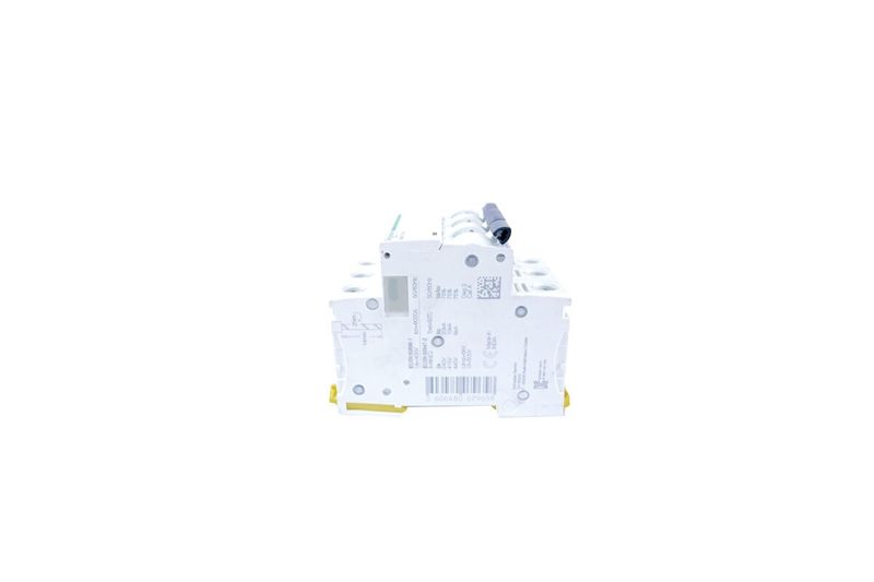 Automático 3 polos 240-480 VAC Schneider de 16 amp, vista frontal del dispositivo eléctrico en color blanco