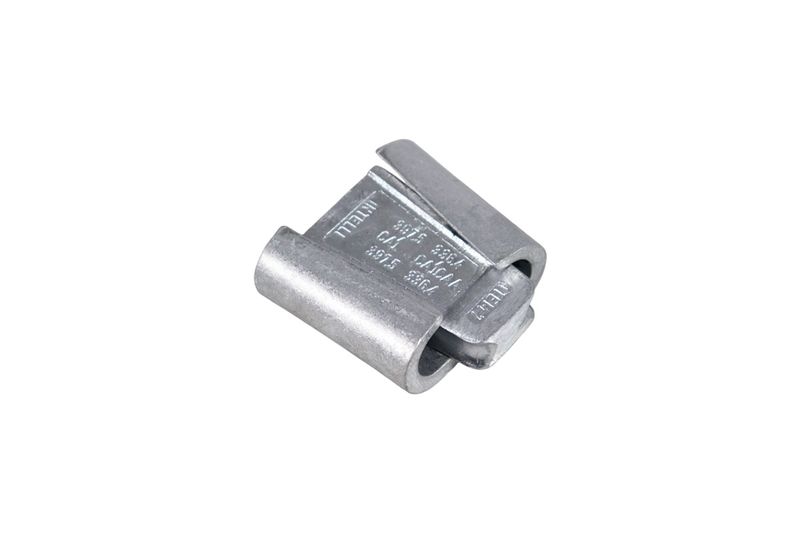 Conector tipo cuña 336-336 AWG Peco, vista lateral del cuerpo metálico con grabados técnicos en la superficie