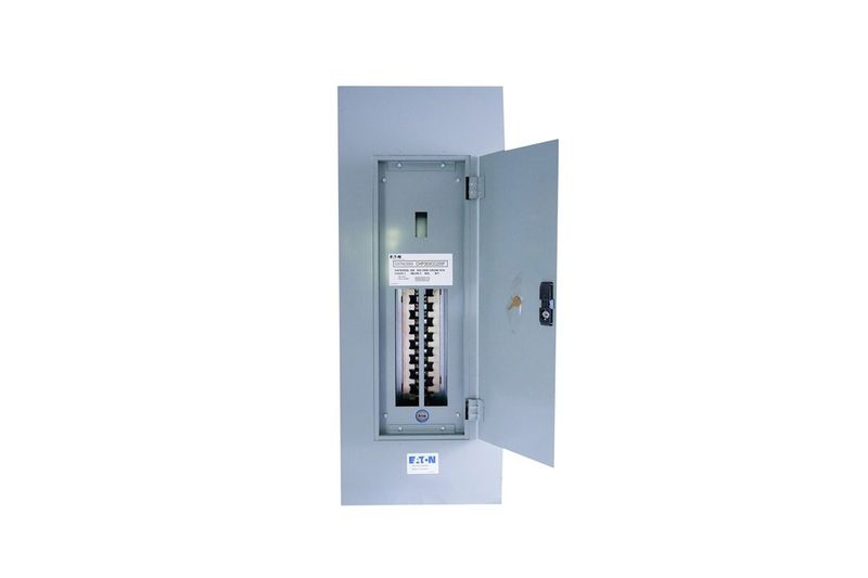 Tablero CHP 1F con prevista para main CH 120-240V, 30 espacios, empotrar, 225 AMP Eaton, abierto mostrando el interior gris