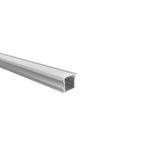 Perfil aluminio empotrado muro/techo C2200S Construlita, vista en perspectiva del extremo del riel metálico