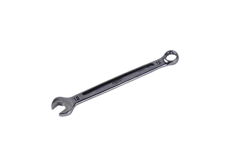 Llave combinada Milwaukee de 12 mm, vista lateral completa sobre fondo blanco