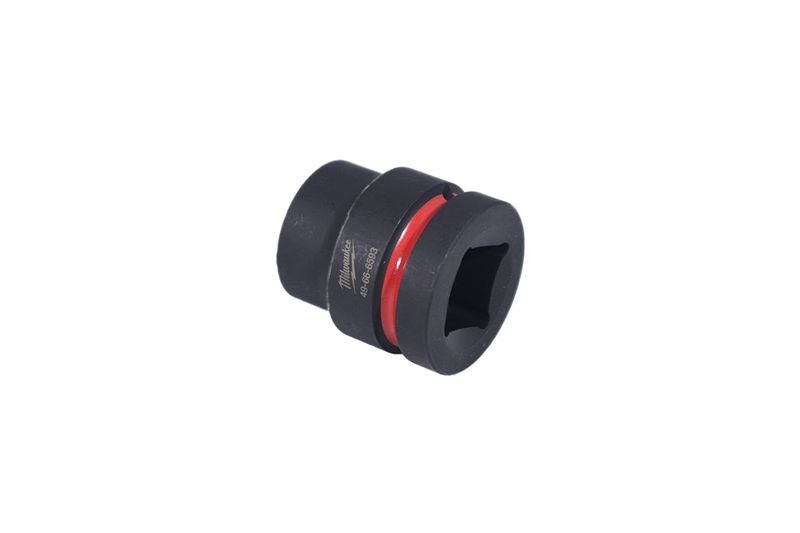 Llave copa de impacto mando 1 pulgada 28 mm Heavy Duty Milwaukee, vista en ángulo del dado negro con anillo rojo