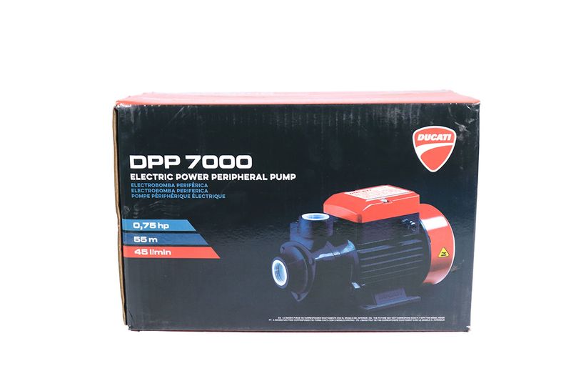 Electrobomba periférica 110/127 V, 60 Hz, 3/4 HP de cobre Ducati, en su caja con ilustración del equipo