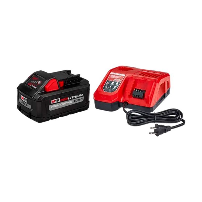 Juego cargador M12 y M18 con batería 8 amp Milwaukee, batería negra y cargador rojo con cable de alimentación