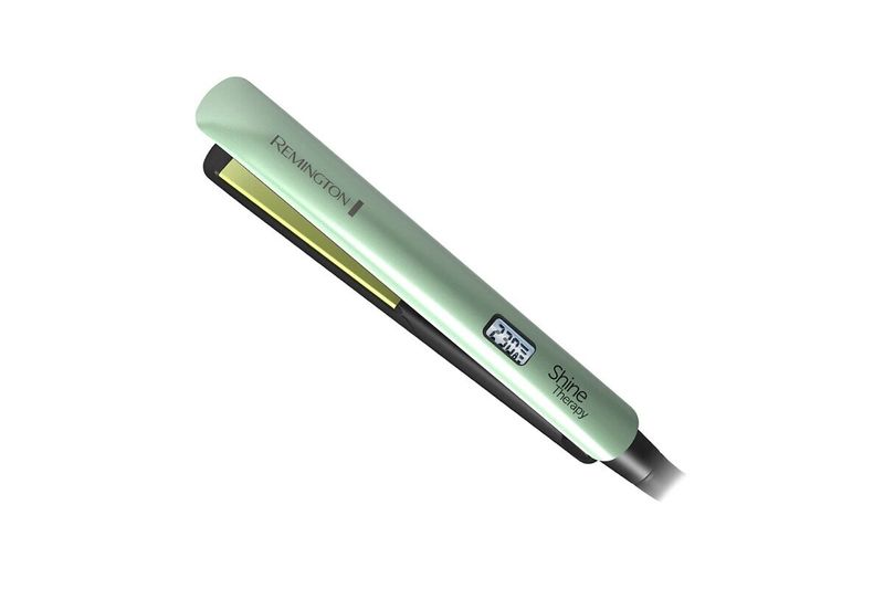 Combo alisadora y ondulador de cabello Remington, primer plano de la alisadora verde claro con pantalla digital encendida