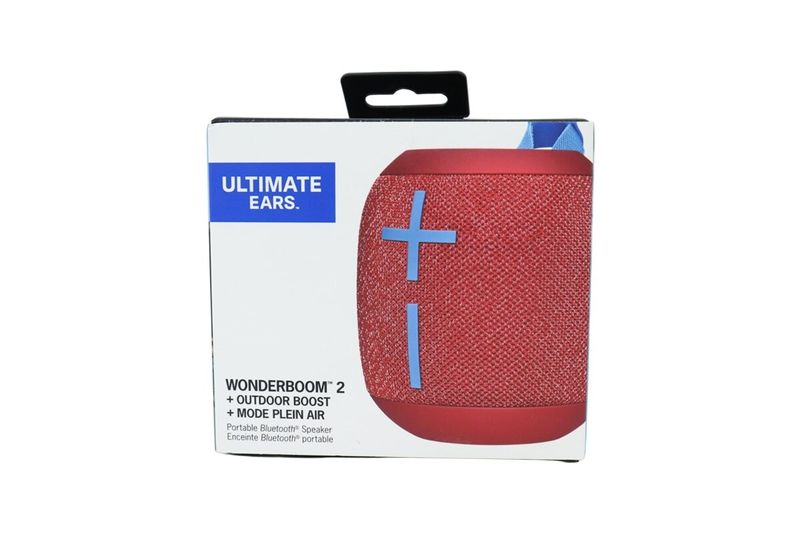 Parlante portátil inalámbrico Wonderboom rojo Logitech, caja blanca con ilustración del equipo y logo de Ultimate Ears