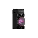 Parlante vertical Bluetooth Xboom 300 W RNC5 LG, vista frontal con iluminación circular en tonos rosa y púrpura