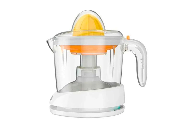 Exprimidor de cítricos 32 onzas Black+Decker, vista frontal del equipo con jarra transparente y cono amarillo