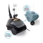 Vaporizador de pedestal vertical 1.5 l Oster, detalle del depósito de agua removible y ruedas de movilidad