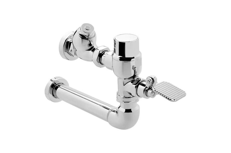 Fluxómetro pedal WC 32-38 mm codo 4.8 L cromo Helvex, vista lateral del mecanismo con pedal estriado y acabado brillante