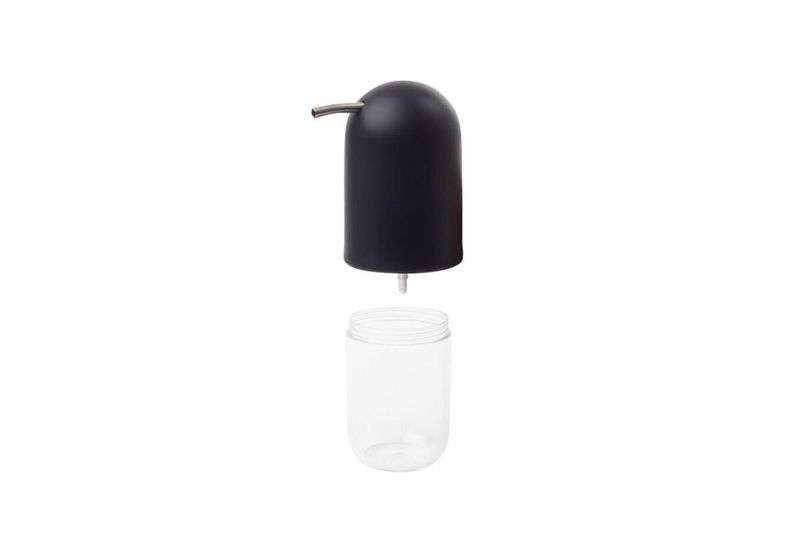 Dispensador de jabón negro moldeado plástico Umbra, vista frontal desarmado con depósito transparente separado del cuerpo
